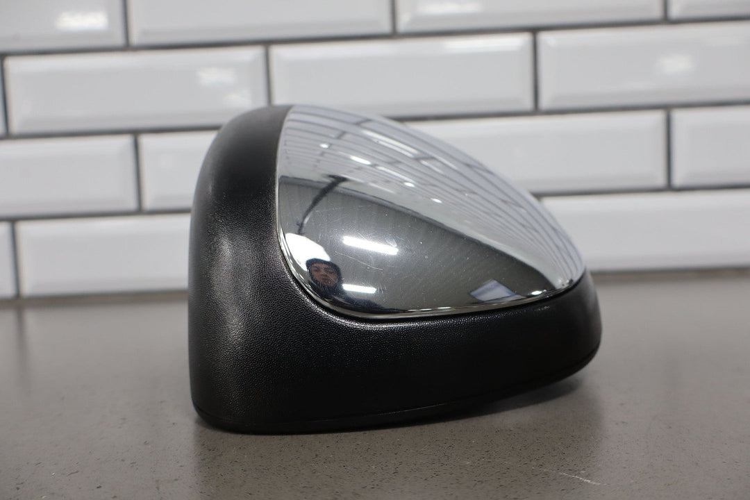 2001 - 2002 Chevrolet Silverado 2500 HD Left Door Mirror 15179830 OEM