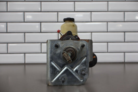 2001 - 2002 Chevrolet Silverado 2500 HD Power Brake Booster OEM