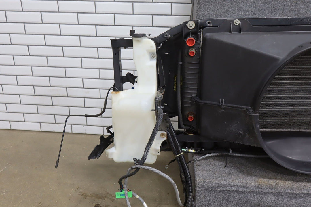 2001 - 2002 Chevrolet Silverado 2500 HD Radiator Core Support 88980512 OEM