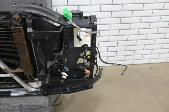 2001 - 2002 Chevrolet Silverado 2500 HD Radiator Core Support 88980512 OEM