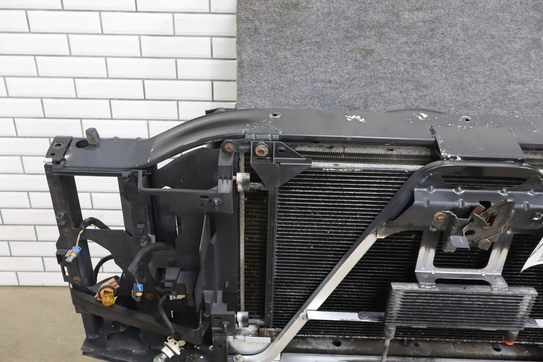 2001 - 2002 Chevrolet Silverado 2500 HD Radiator Core Support 88980512 OEM