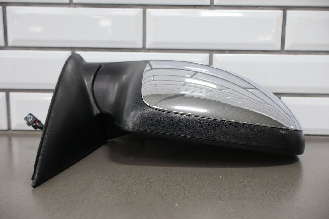2001 - 2002 Chevrolet Silverado 2500 HD Right Door Mirror 15179829 OEM
