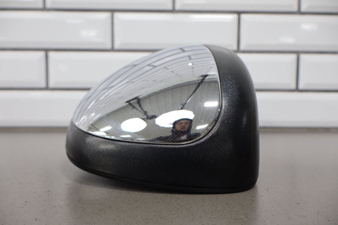 2001 - 2002 Chevrolet Silverado 2500 HD Right Door Mirror 15179829 OEM