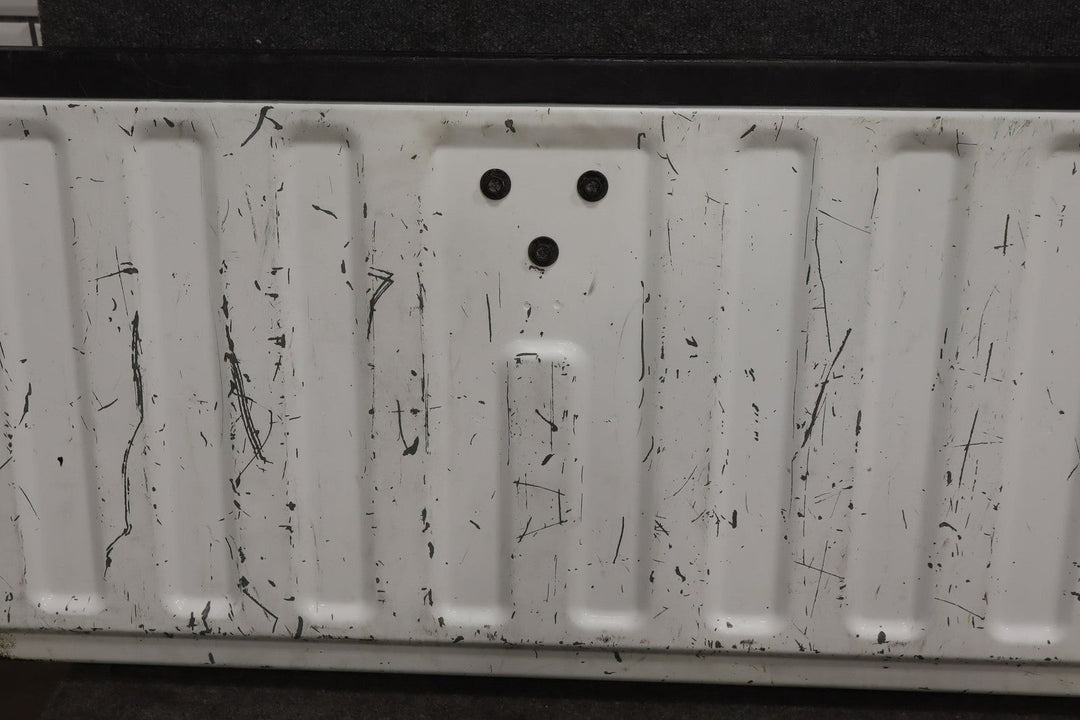 2001 - 2002 Chevrolet Silverado 2500 HD Tailgate 15231877 OEM *Dented*