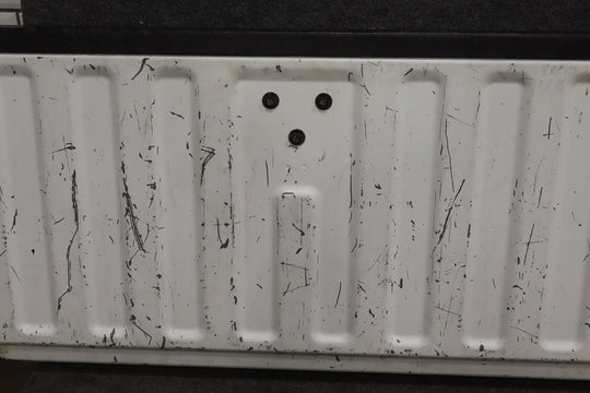 2001 - 2002 Chevrolet Silverado 2500 HD Tailgate 15231877 OEM *Dented*