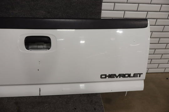 2001 - 2002 Chevrolet Silverado 2500 HD Tailgate 15231877 OEM *Dented*