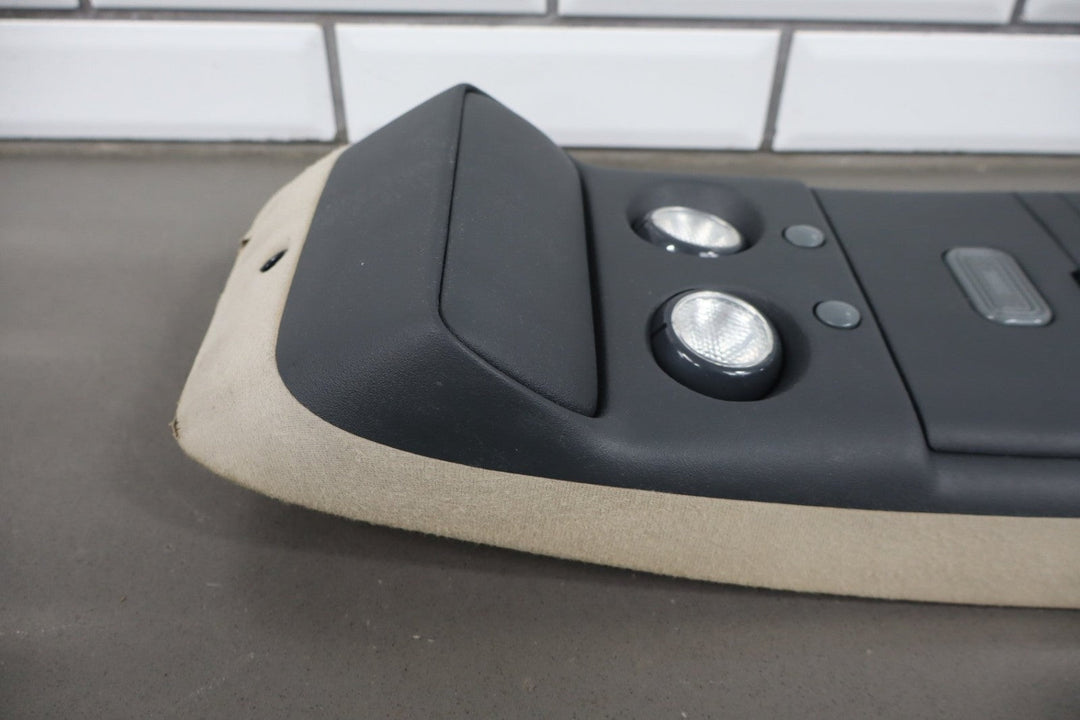 2001 - 2002 Chevrolet Silverado 2500 Roof Console 15769394 OEM
