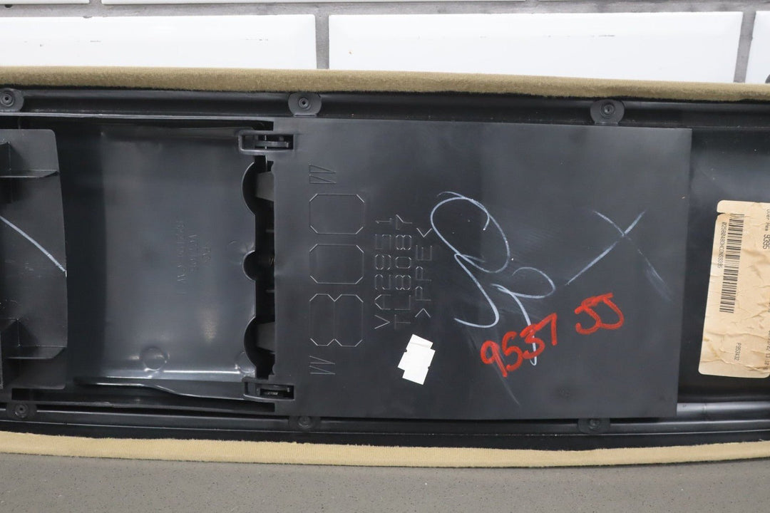 2001 - 2002 Chevrolet Silverado 2500 Roof Console 15769394 OEM