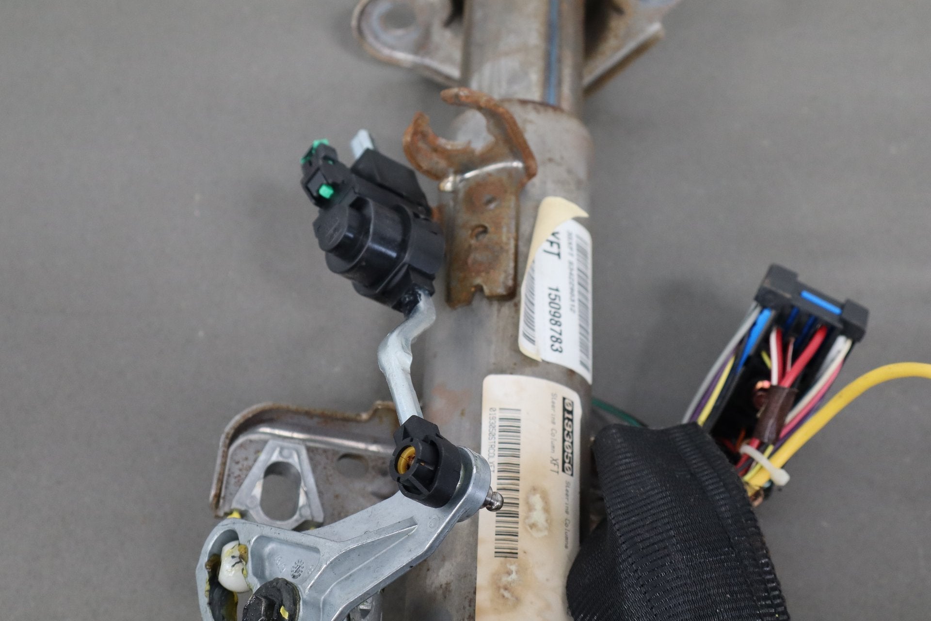 2001-2002 Chevrolet Silverado 2500 Steering Column 26094443