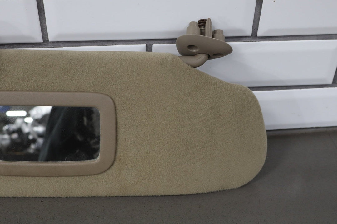 2001 - 2002 Chevrolet Silverado 2500 Sun Visor Pair Left/Right Tan 52D
