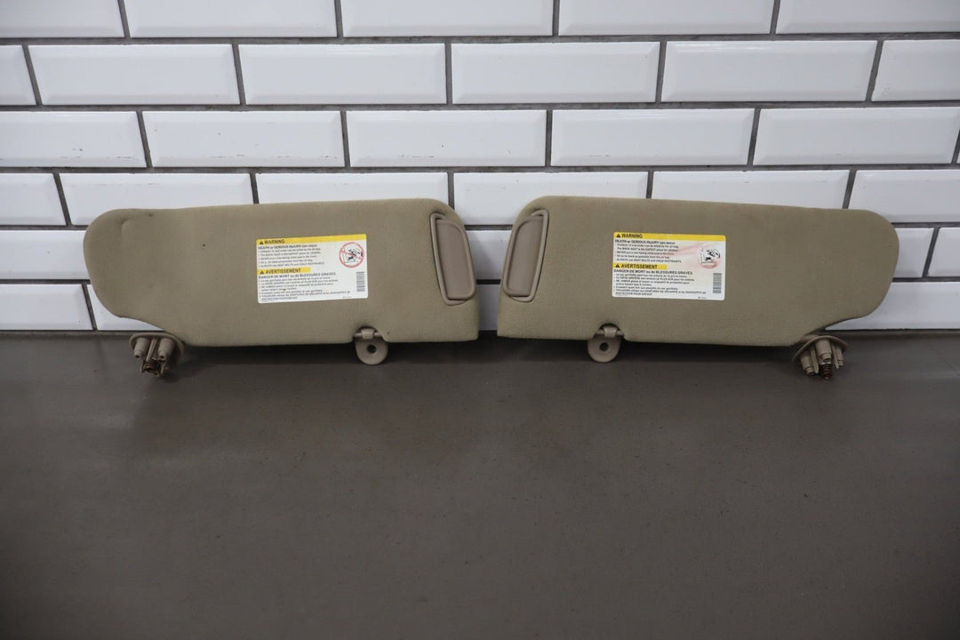 2001 - 2002 Chevrolet Silverado 2500 Sun Visor Pair Left/Right Tan 52D
