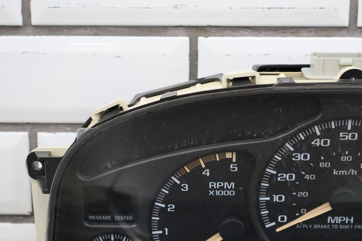 2001-2002 Chevrolet Silverado Speedometer 15065280 349683 Miles