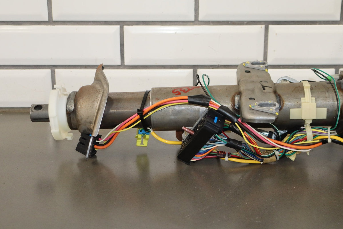 2001-2002 Chevrolet Silverado Steering Column 26094443