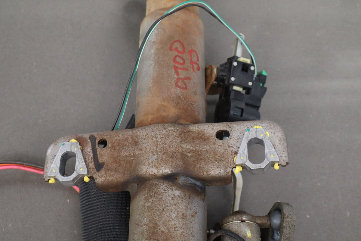 2001-2002 Chevrolet Silverado Steering Column 26094443