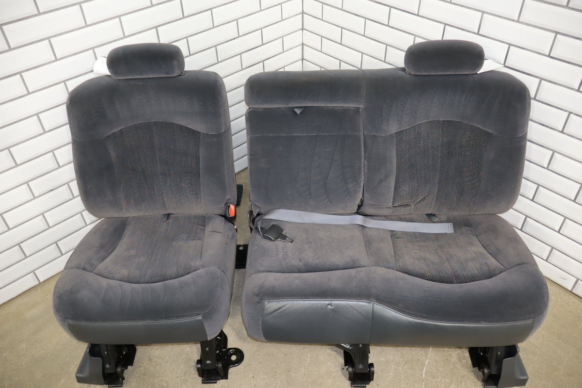 2001-2002 Chevrolet Silverado/GMC Sierra 2500HD Crew Cab Cloth Seats Graphite