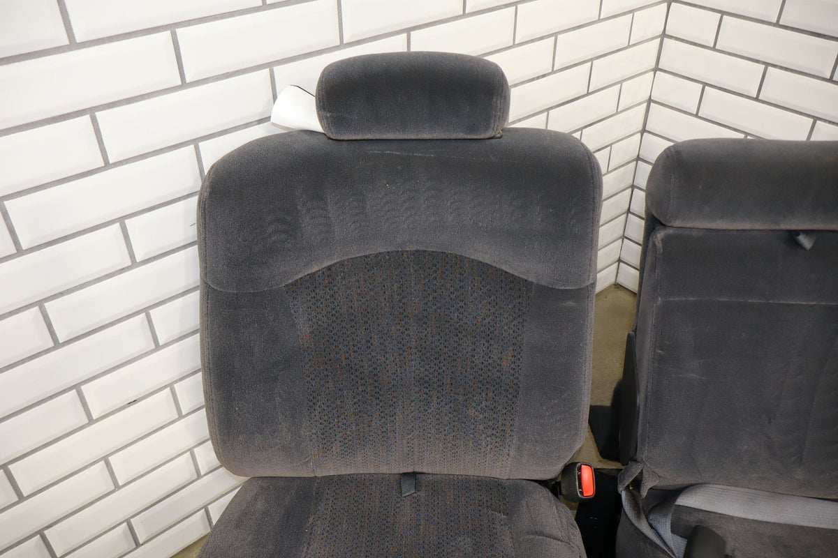 2001-2002 Chevrolet Silverado/GMC Sierra 2500HD Crew Cab Cloth Seats Graphite
