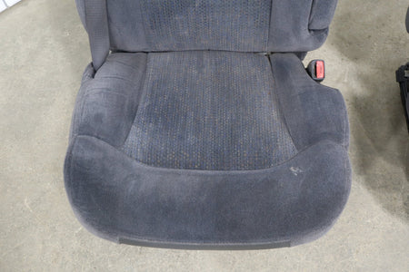 2001-2002 Chevrolet Silverado/GMC Sierra 2500HD Crew Cab Cloth Seats Graphite