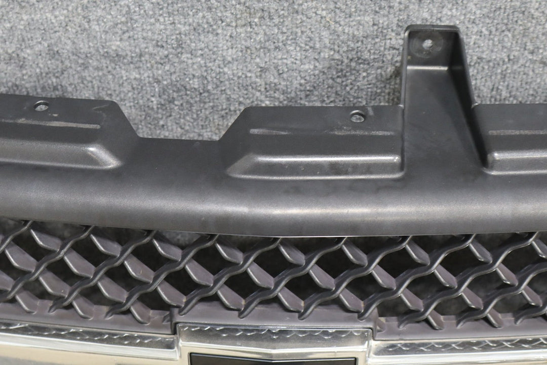 2001 - 2002 Chevy 2500HD 3500 OEM Grille Assembly & Headlights (HWV)