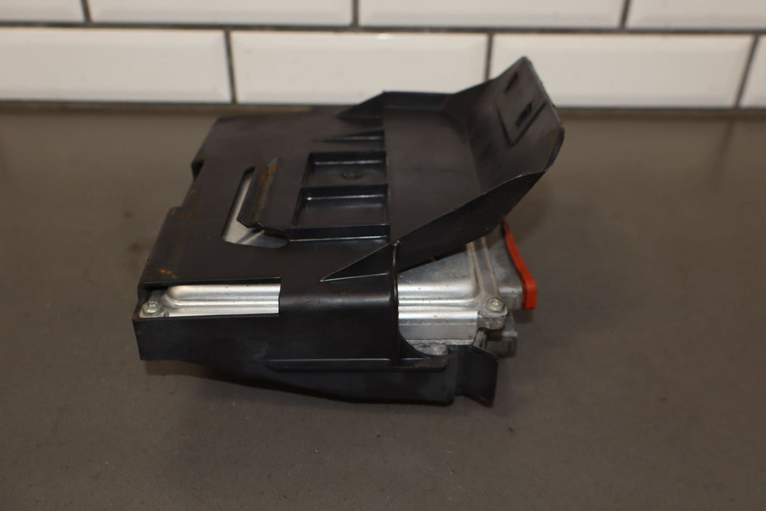 2001 - 2002 Chevy Camaro 5.7L Engine Computer ECU 12200411