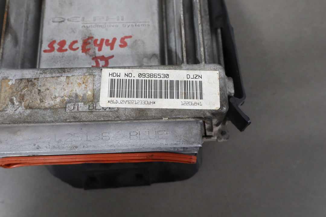 2001 - 2002 Chevy Camaro 5.7L Engine Computer ECU 12200411