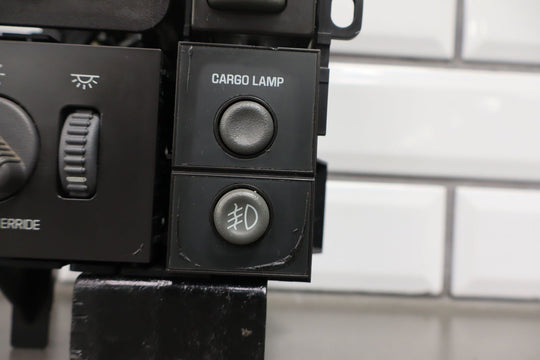 2001 - 2002 Chevy GMC 2500HD Headlight Switch with Bracket/Bezel