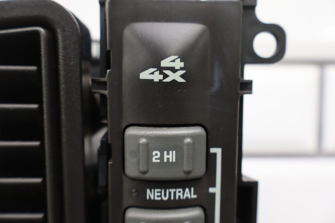 2001 - 2002 Chevy GMC 2500HD Headlight Switch with Bracket/Bezel