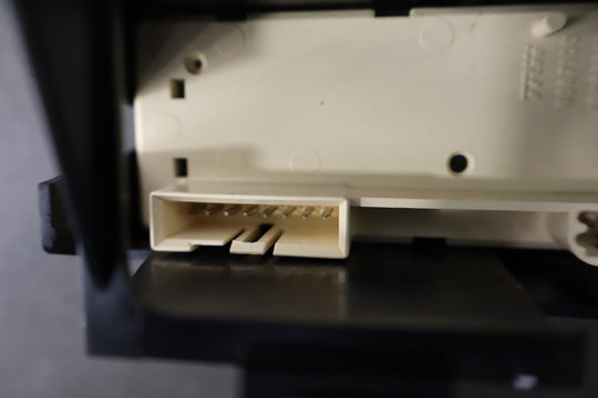 2001 - 2002 Chevy GMC 2500HD Headlight Switch with Bracket/Bezel