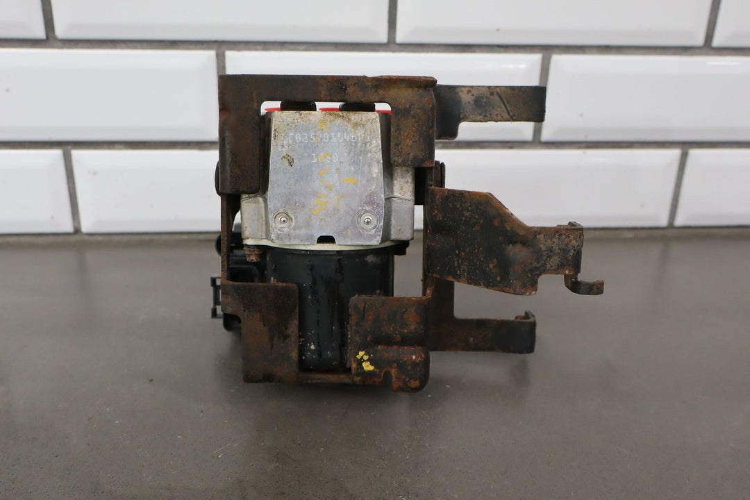 2001 - 2002 Chevy GMC 2500HD OEM ABS Pump / Module Assembly