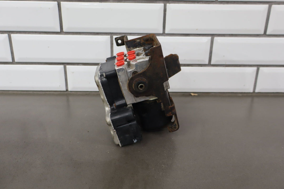2001 - 2002 Chevy GMC 2500HD OEM ABS Pump / Module Assembly