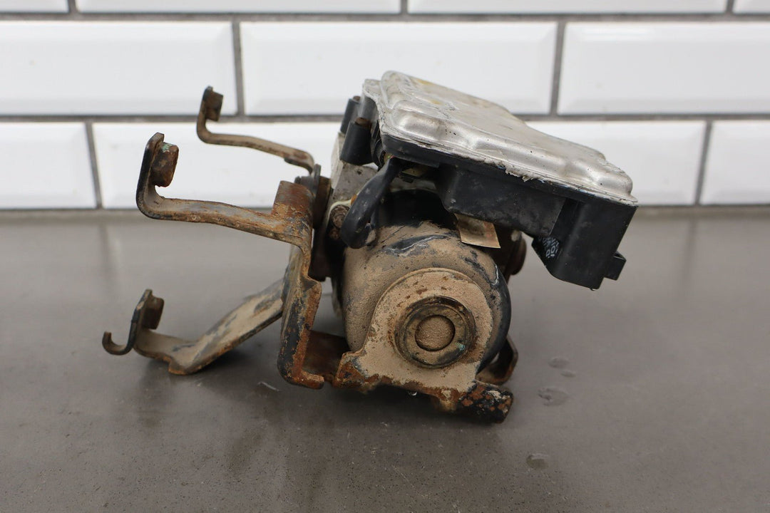 2001 - 2002 Chevy GMC 2500HD OEM ABS Pump / Module Assembly