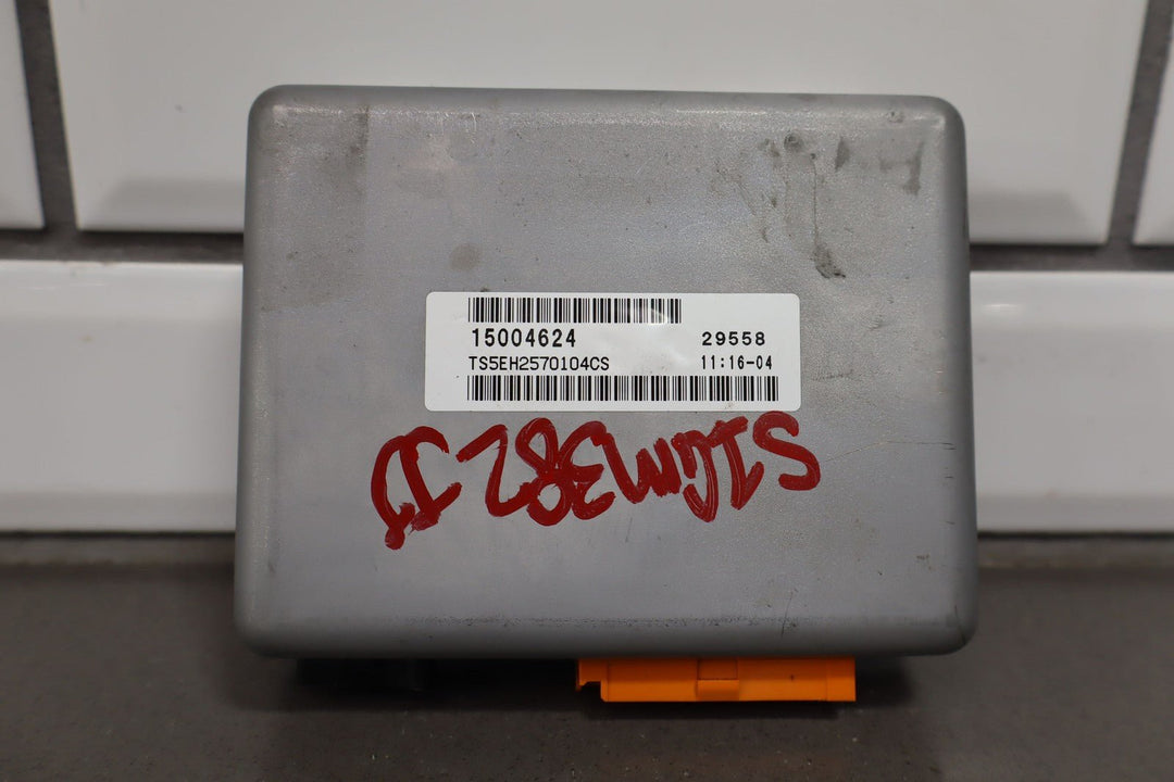 2001 - 2002 Chevy GMC 2500HD Transfer Case Control Module OEM 15063845