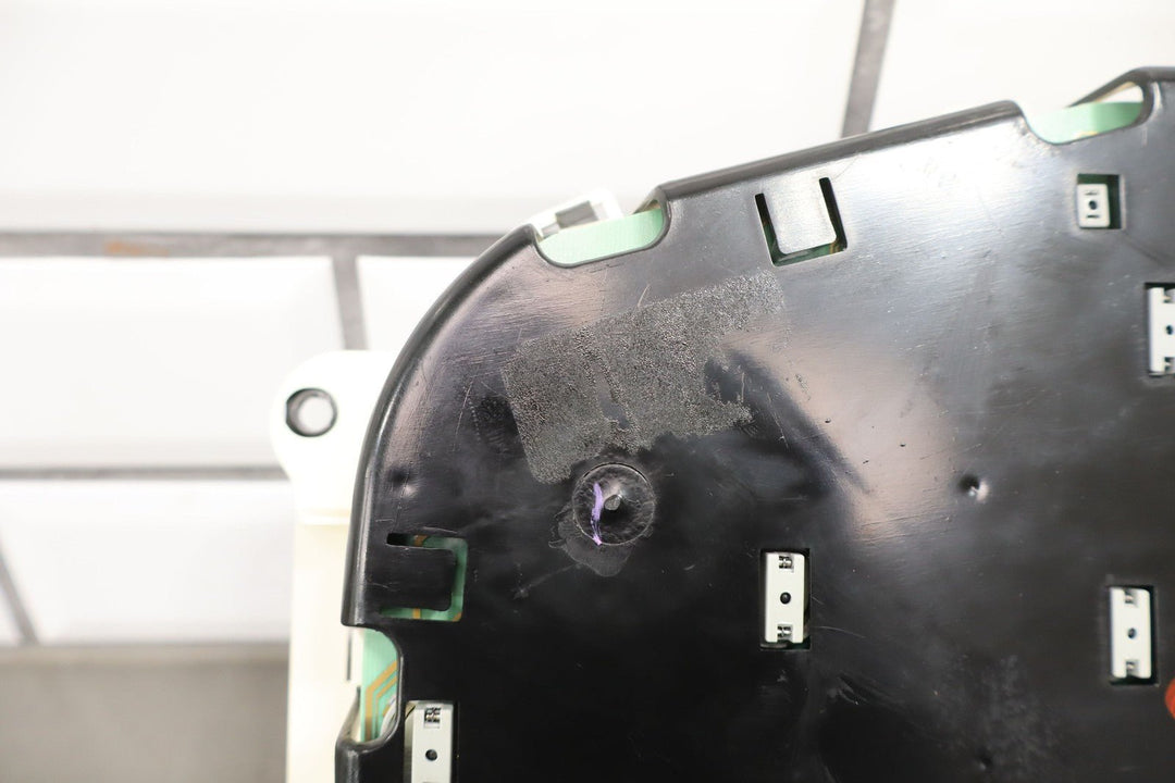 2001 - 2002 GMC Sierra 2500 (Gasoline/5 - Spd Auto Trans) Speedometer Cluster