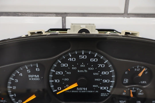2001 - 2002 GMC Sierra 2500 (Gasoline/5 - Spd Auto Trans) Speedometer Cluster
