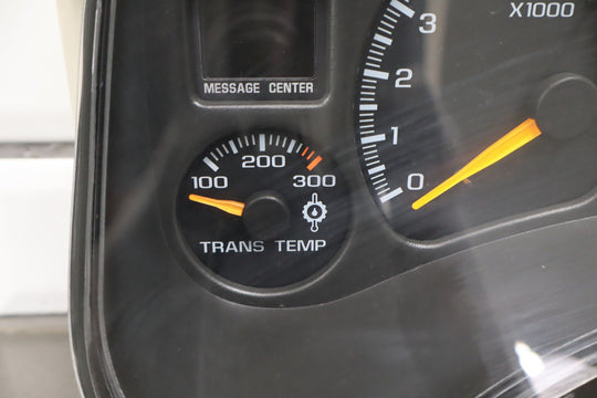 2001 - 2002 GMC Sierra 2500 (Gasoline/5 - Spd Auto Trans) Speedometer Cluster