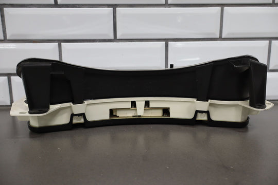 2001 - 2002 GMC Sierra 2500 (Gasoline/5 - Spd Auto Trans) Speedometer Cluster