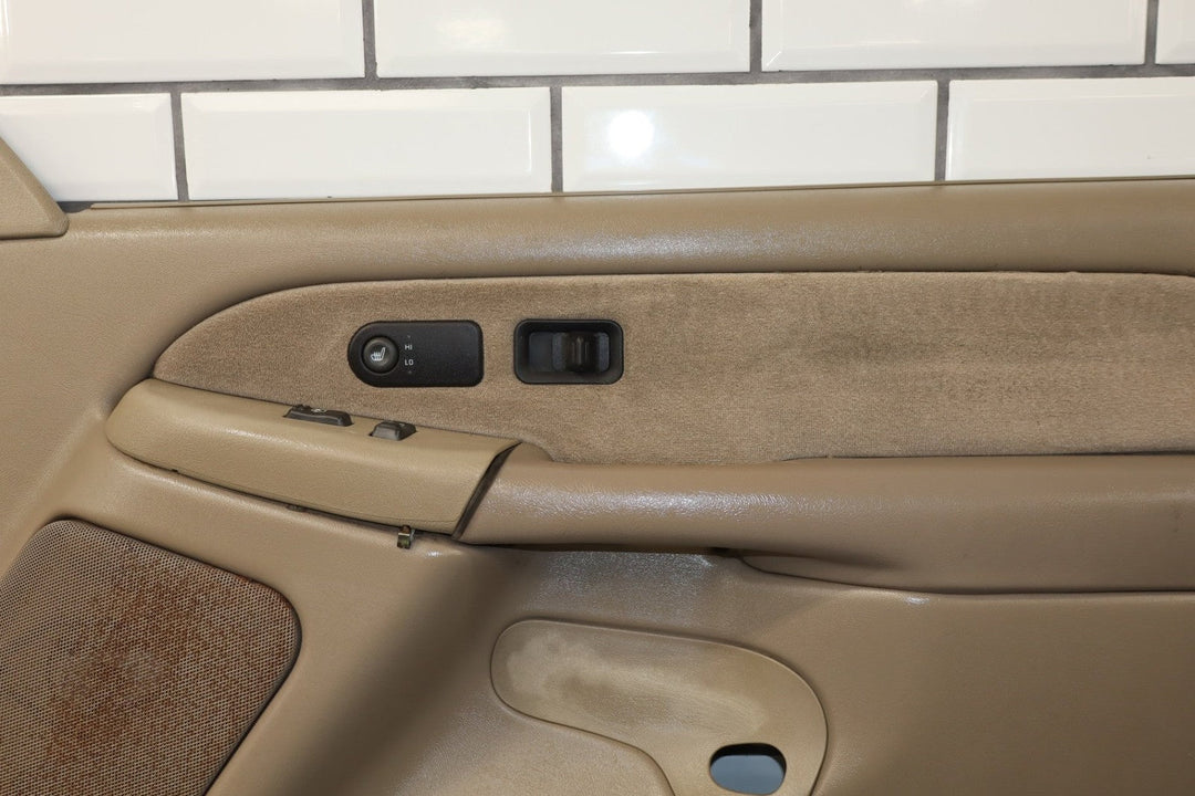 2001 - 2002 GMC Sierra 2500 HD Right Front Door Trim Panel Neutral 52