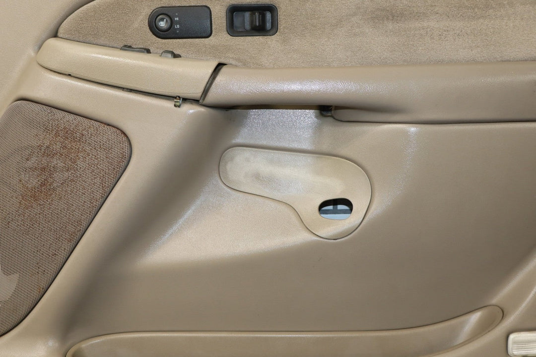 2001 - 2002 GMC Sierra 2500 HD Right Front Door Trim Panel Neutral 52