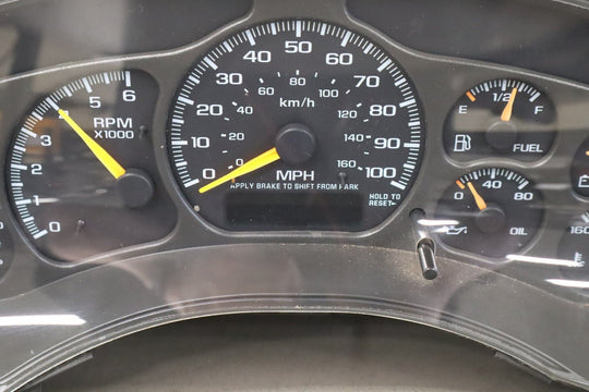 2001 - 2002 GMC Sierra 2500 HD Speedometer Cluster Gasoline Trans Temp 226k