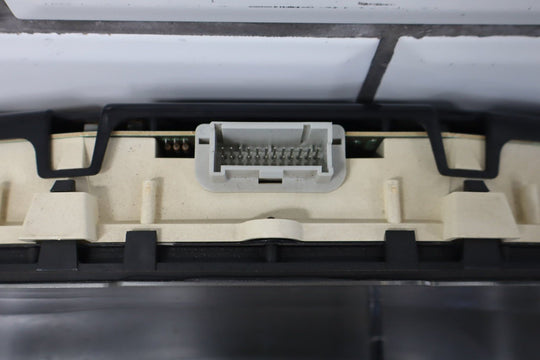 2001 - 2002 GMC Sierra 2500 HD Speedometer Cluster Gasoline Trans Temp 226k