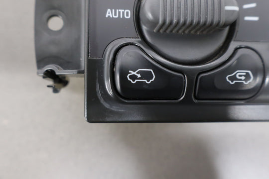 2001 - 2002 GMC Sierra OEM Manual Temperature Climate Control 15054697