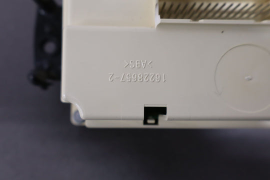 2001 - 2002 GMC Sierra OEM Manual Temperature Climate Control 15054697