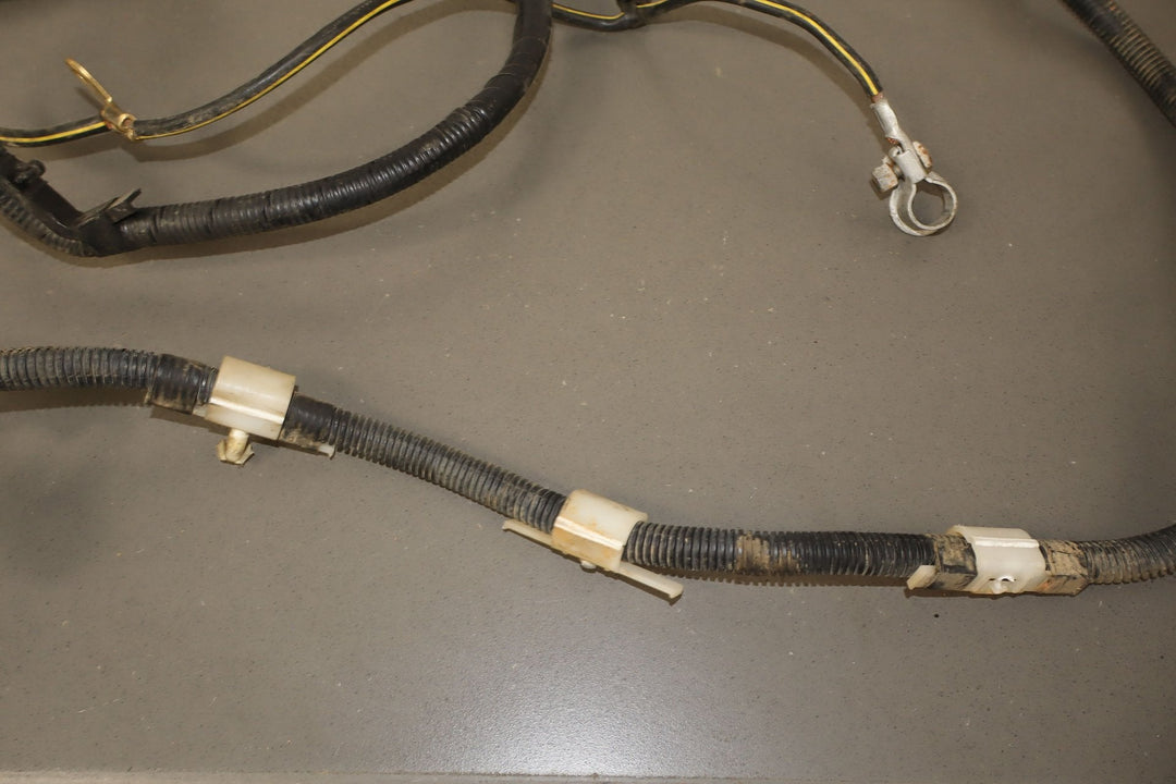 2001 - 2002 Mazda Miata Engine Fuse Relay Junction Box W/Harness