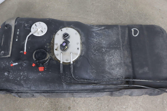 2001 - 2002 Toyota 4Runner 18.5 Gallon Gasoline Fuel Tank W/Pump