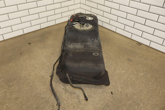 2001 - 2002 Toyota 4Runner 18.5 Gallon Gasoline Fuel Tank W/Pump