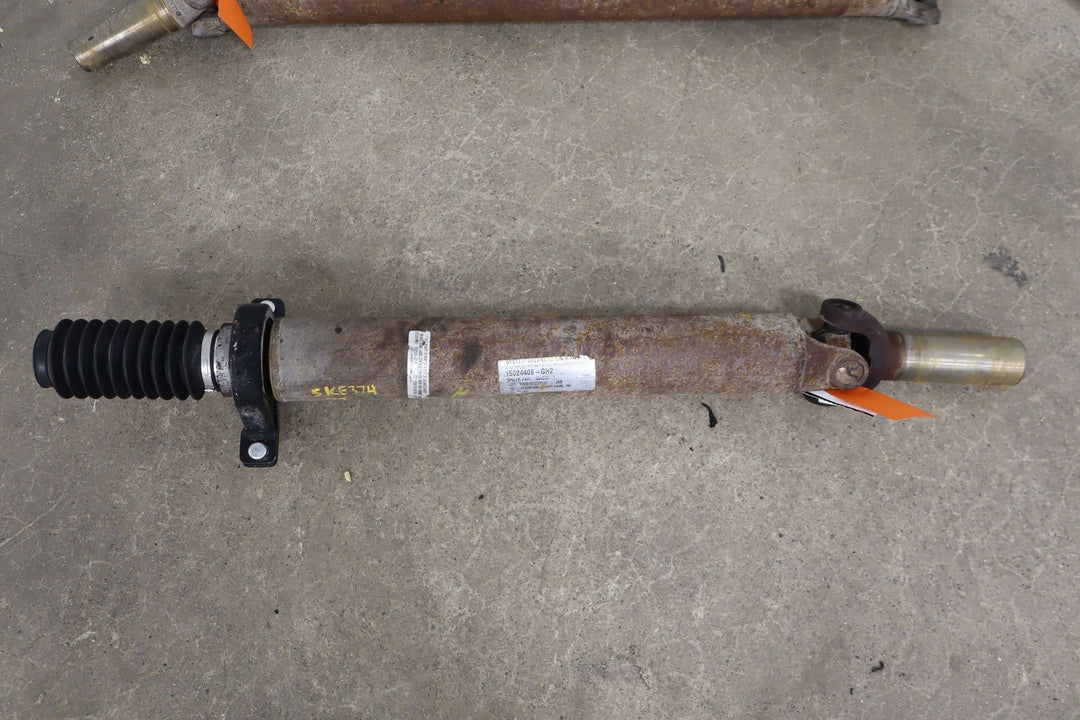 2001 - 2003 Chevy GMC 2500 Crew Cab 2 Piece Rear Driveshaft (4x4 153" Wheelbase)