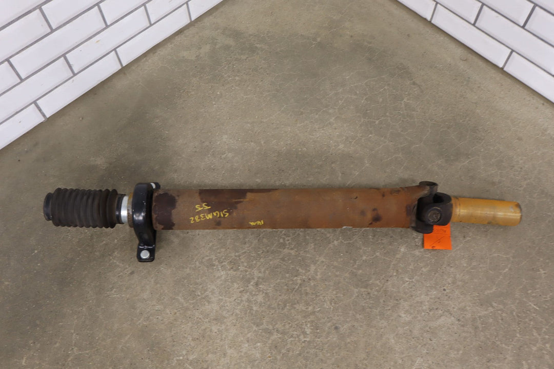 2001 - 2003 Chevy GMC 2500 Crew Cab 2 Piece Rear Driveshaft (4x4 153" Wheelbase)