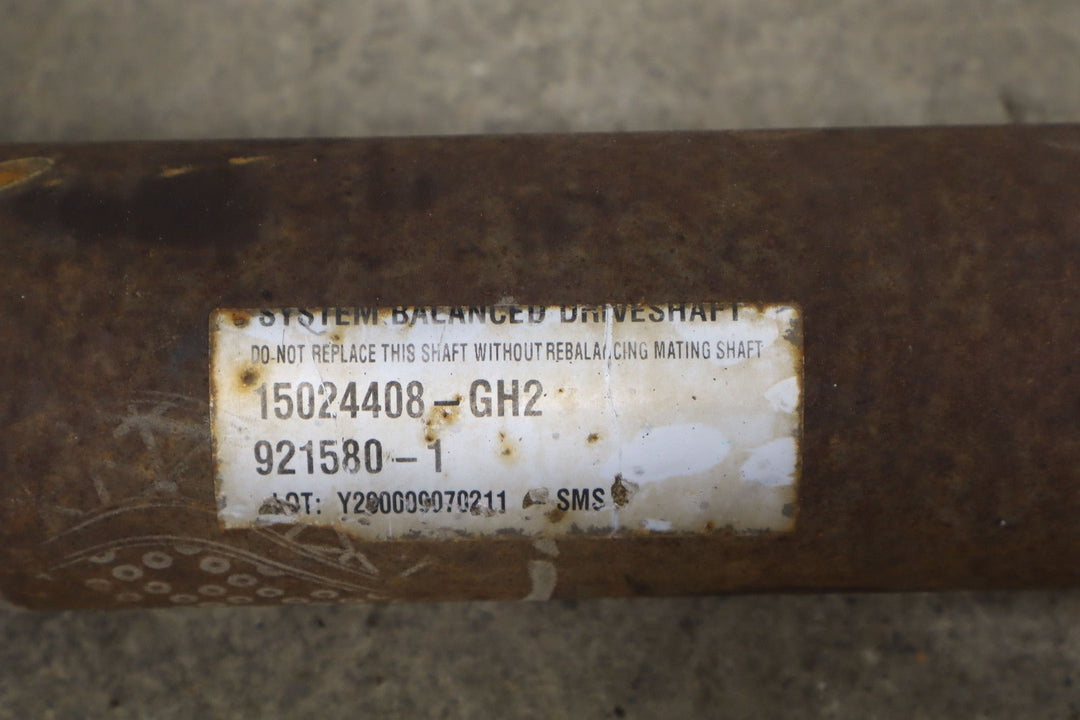 2001 - 2003 Chevy GMC 2500 Crew Cab 2 Piece Rear Driveshaft (4x4 153" Wheelbase)