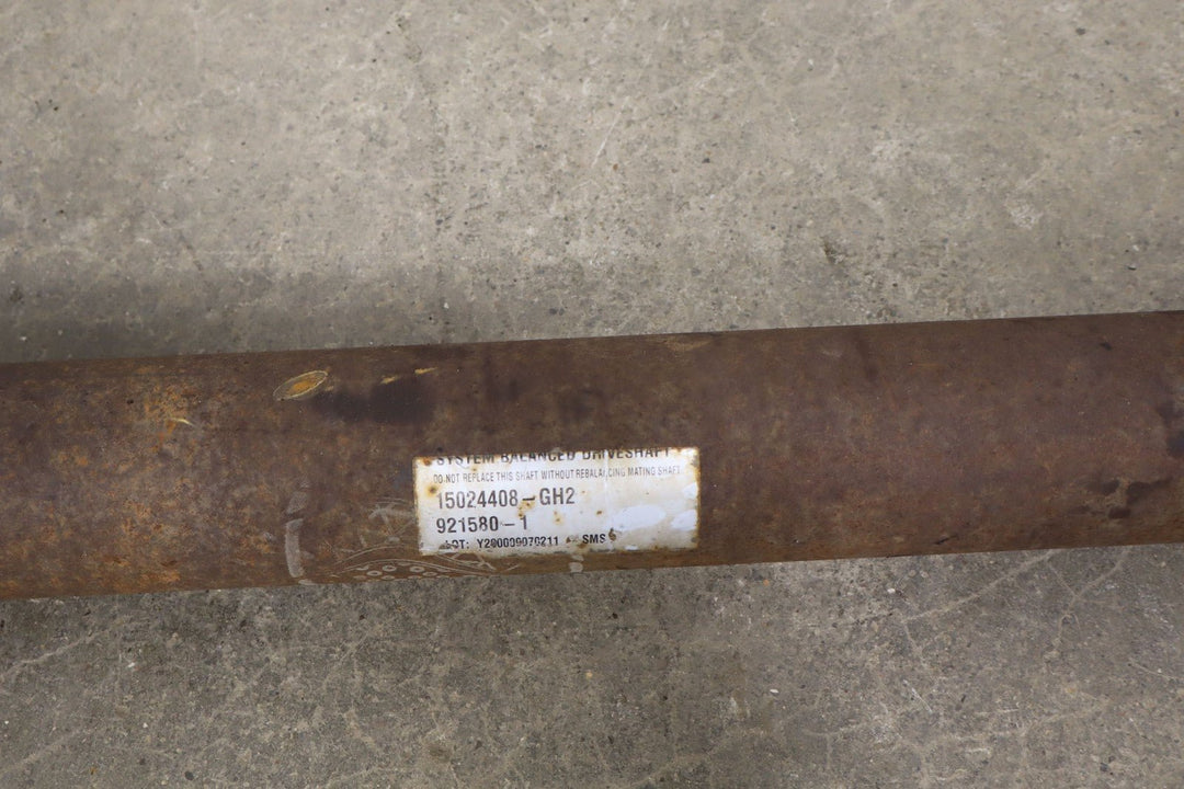 2001 - 2003 Chevy GMC 2500 Crew Cab 2 Piece Rear Driveshaft (4x4 153" Wheelbase)