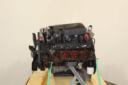 2001-2003 Chevy GMC 8.1L L18 Vortec Big Block V8 Engine Assembly Video Tested