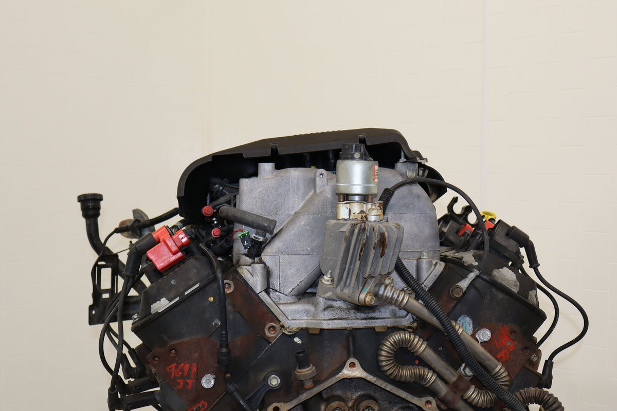 2001-2003 Chevy GMC 8.1L L18 Vortec Big Block V8 Engine Assembly Video Tested